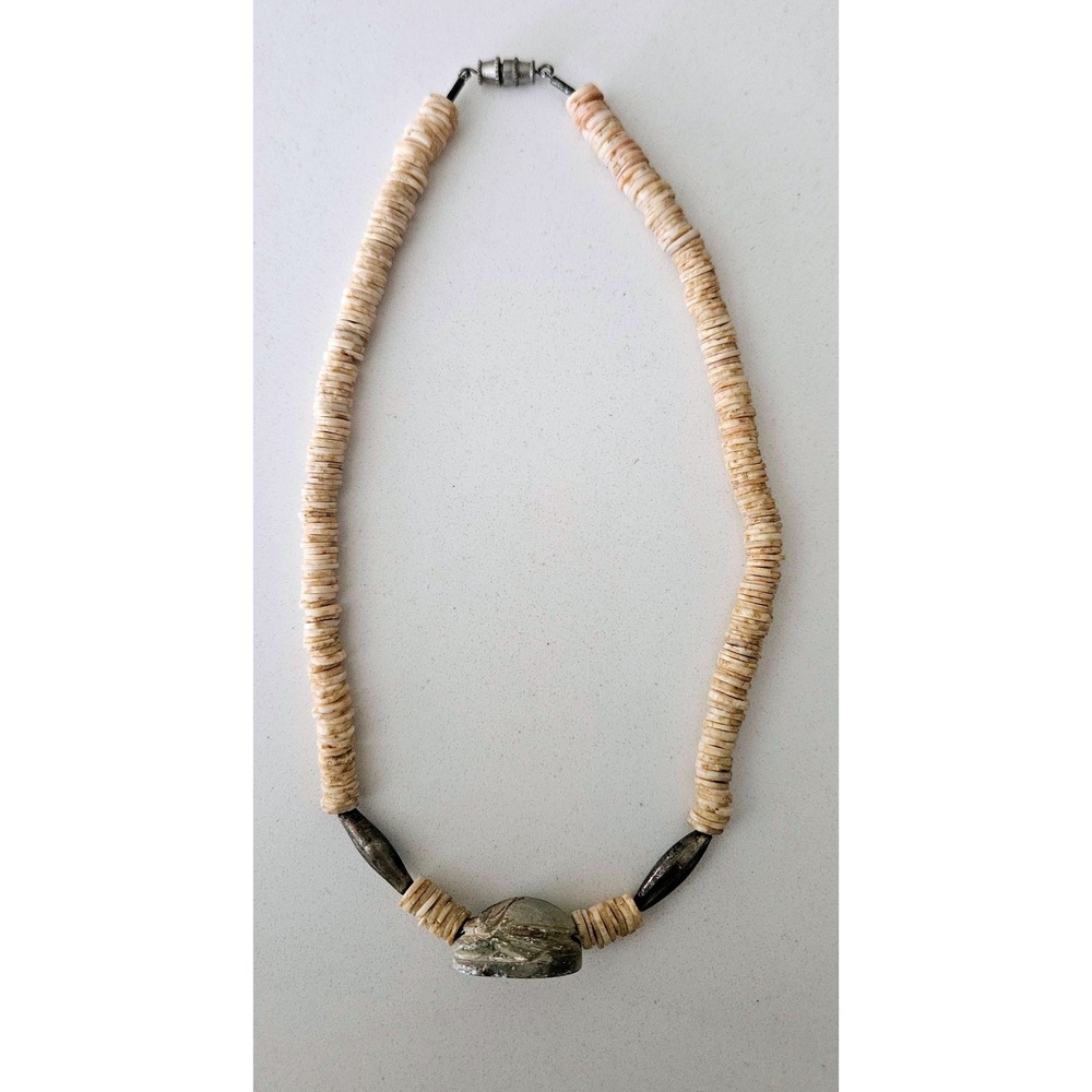 Egyptian Revival Scarab Necklace Shell Beaded Amulet Boho Chic Jewelry Vtg‎ 001